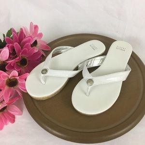 Thong Sandals shoes size 3